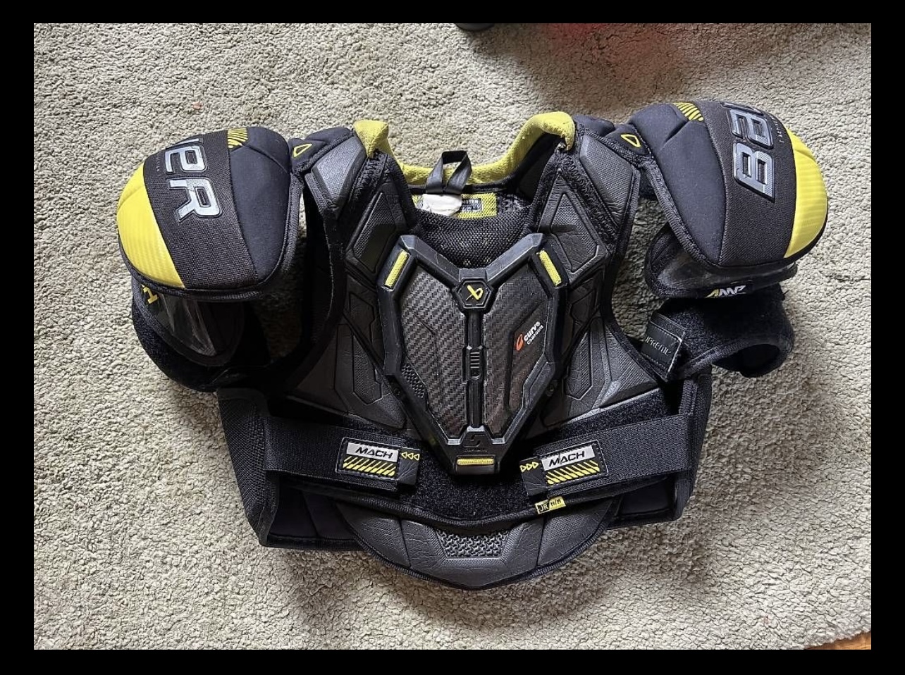 Bauer MACH shoulder pad JR M