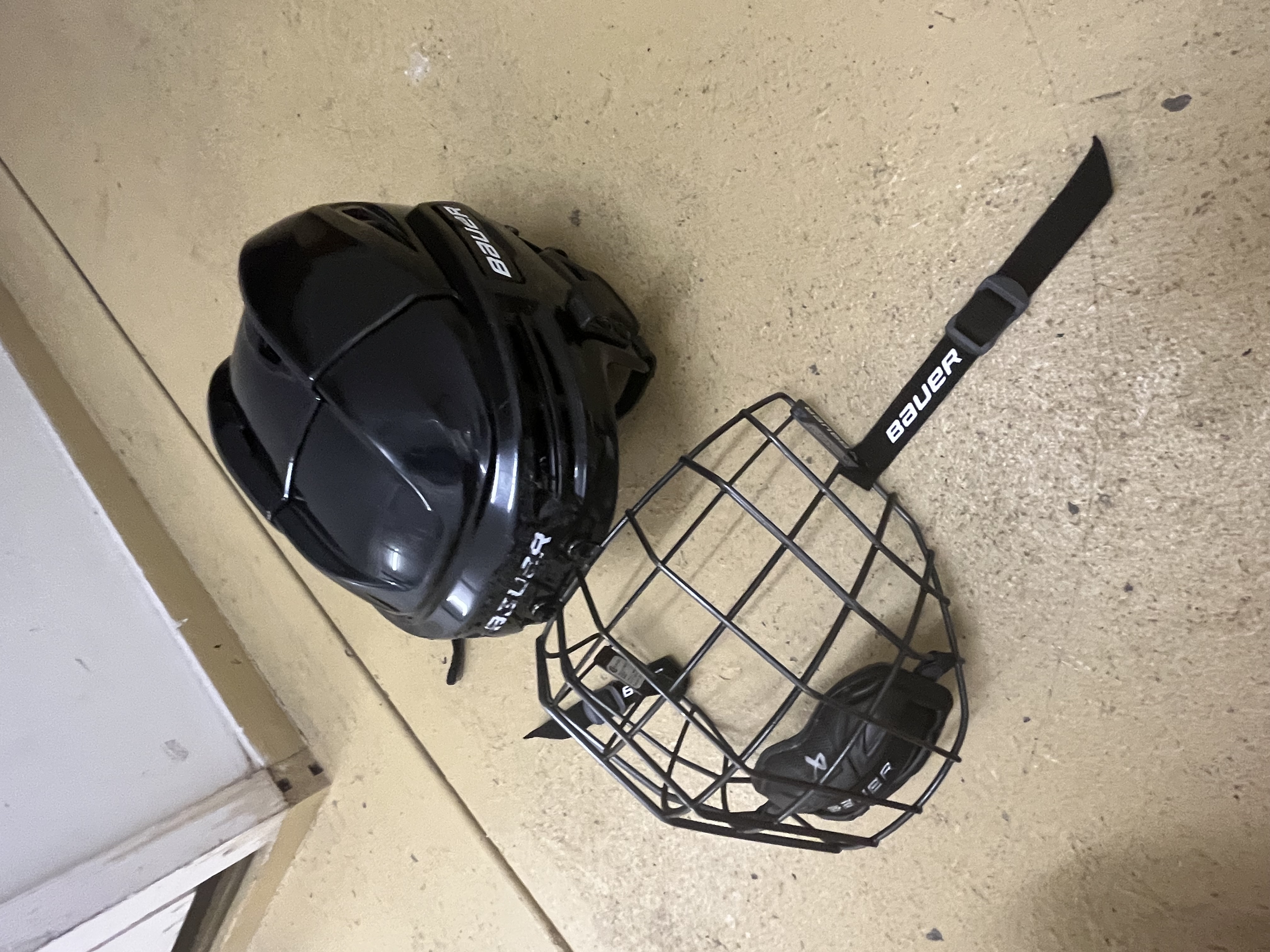 Casco Bauer