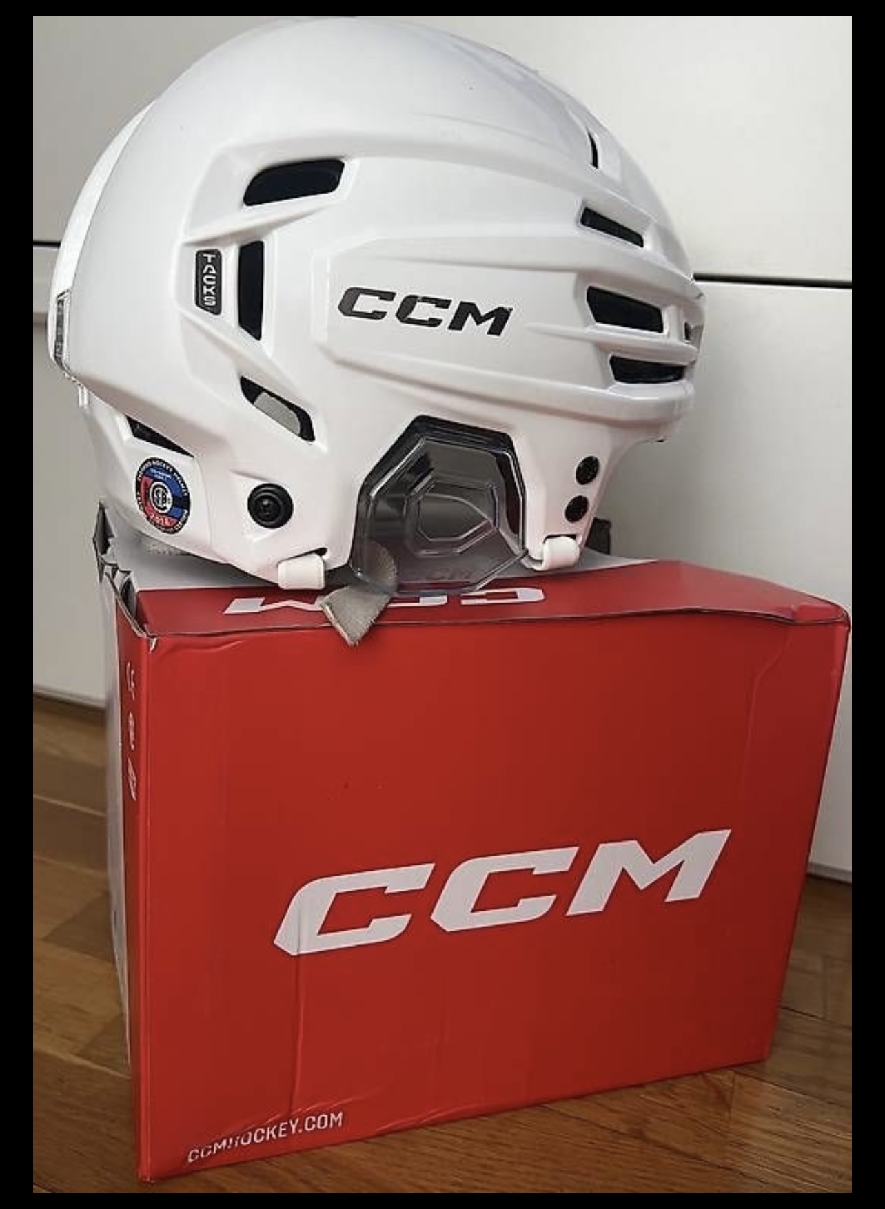 CCM TACKS 920 Helmet without cage S White