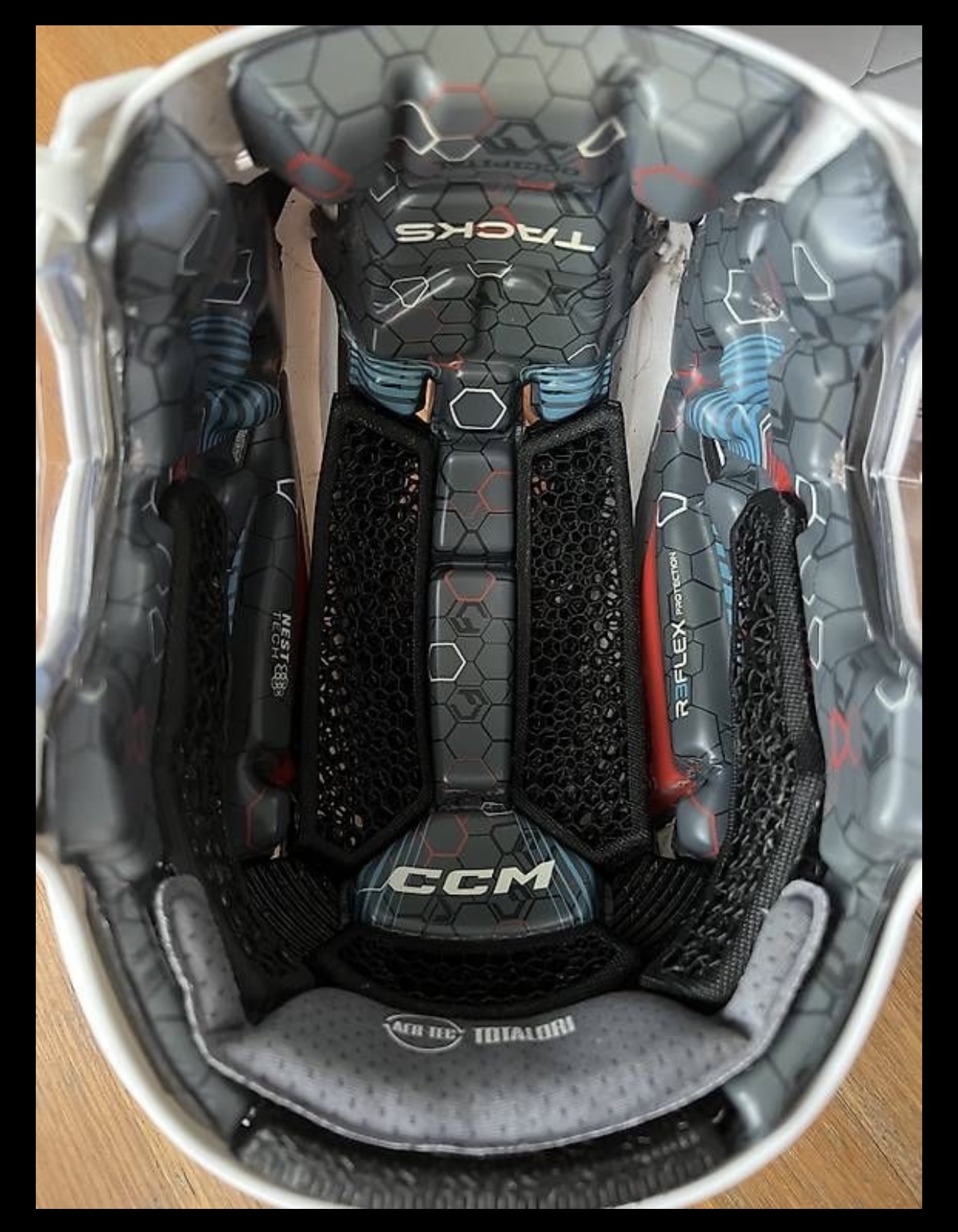 CCM TACKS 920 Helmet without cage S White