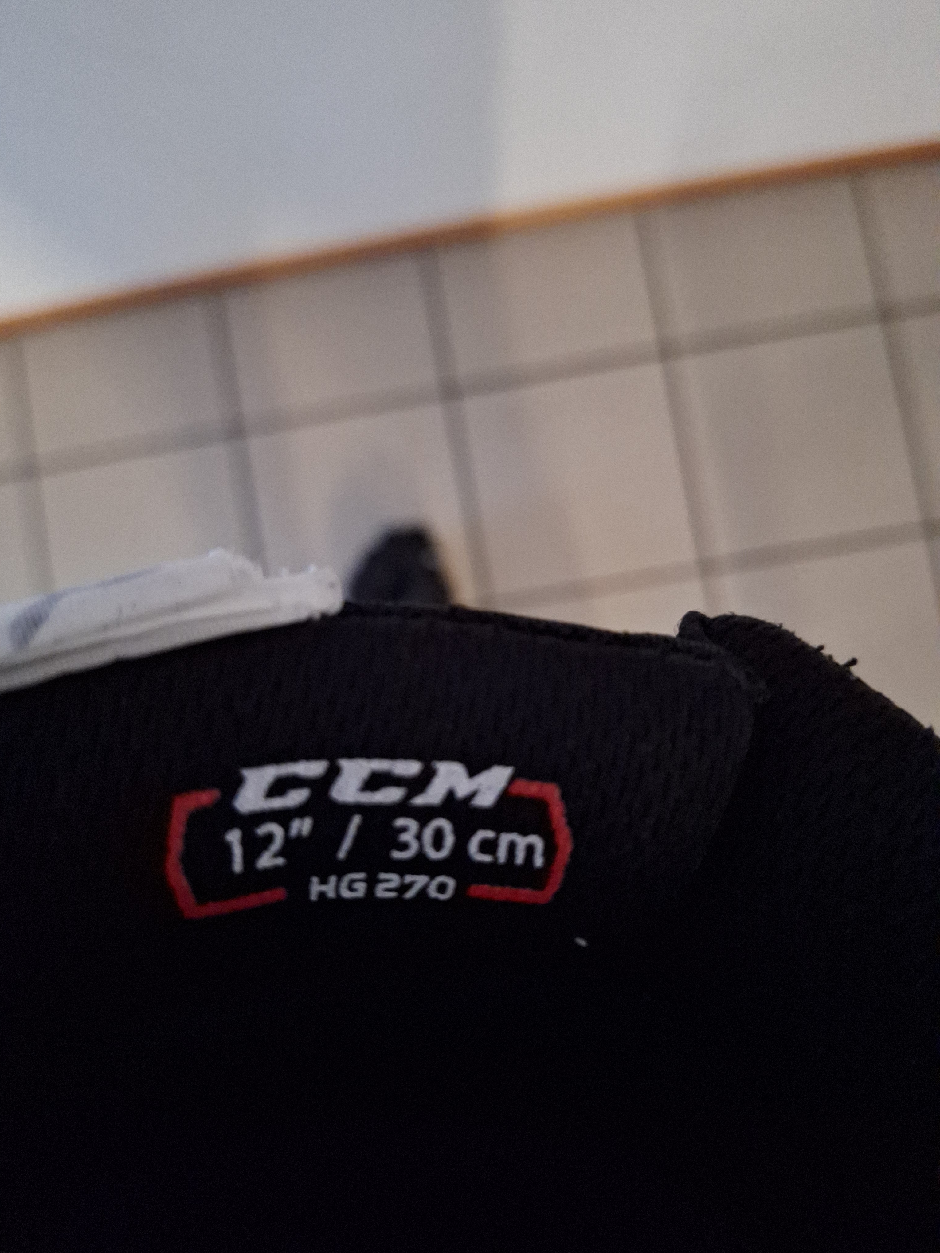 Guantoni ccm