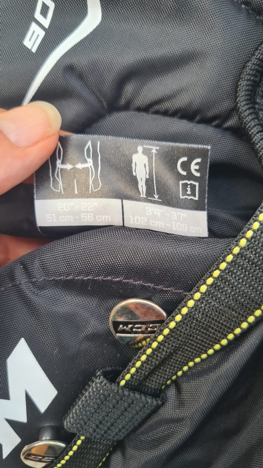 Pantaloni 