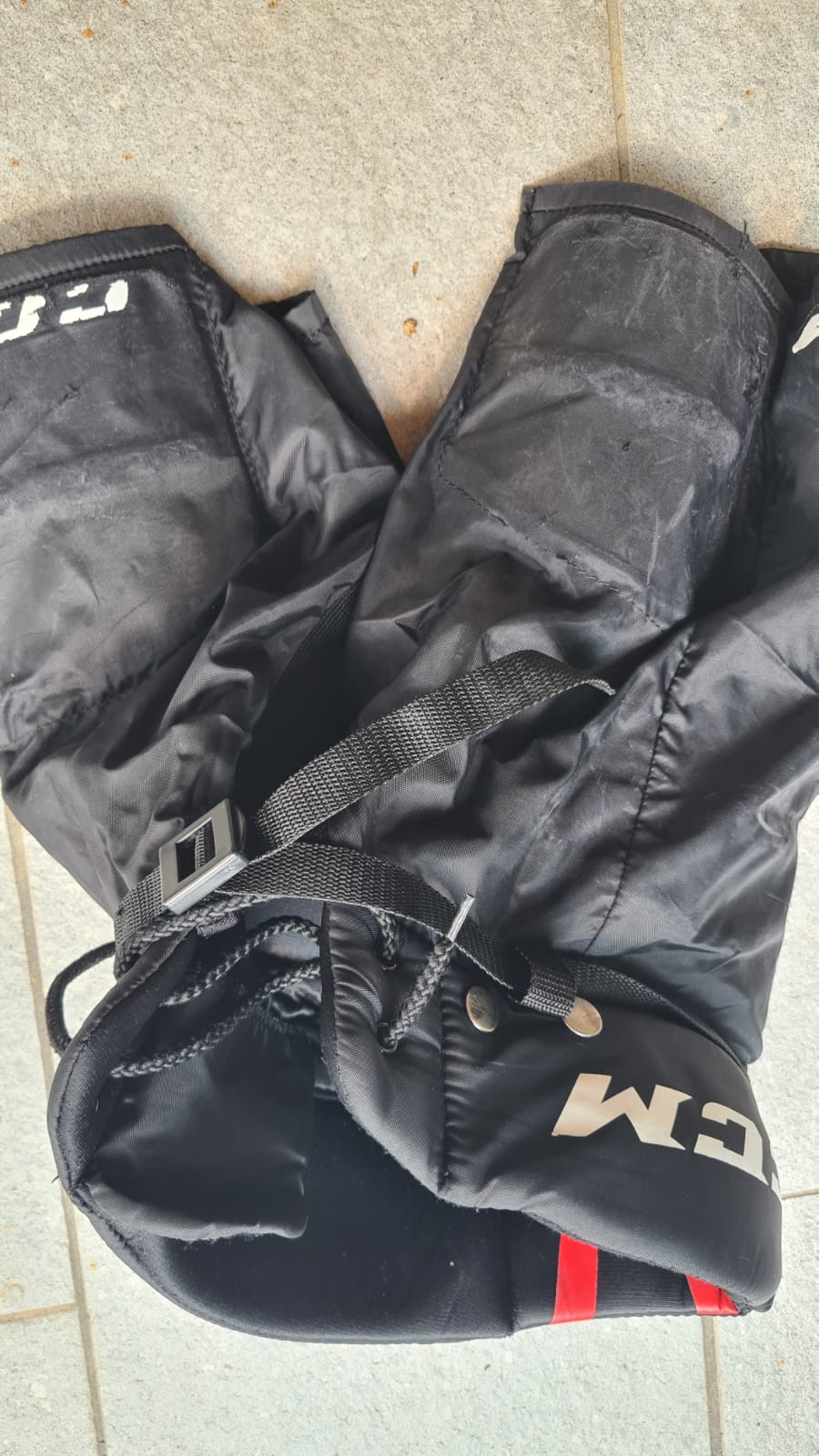 Pantaloni YTH L