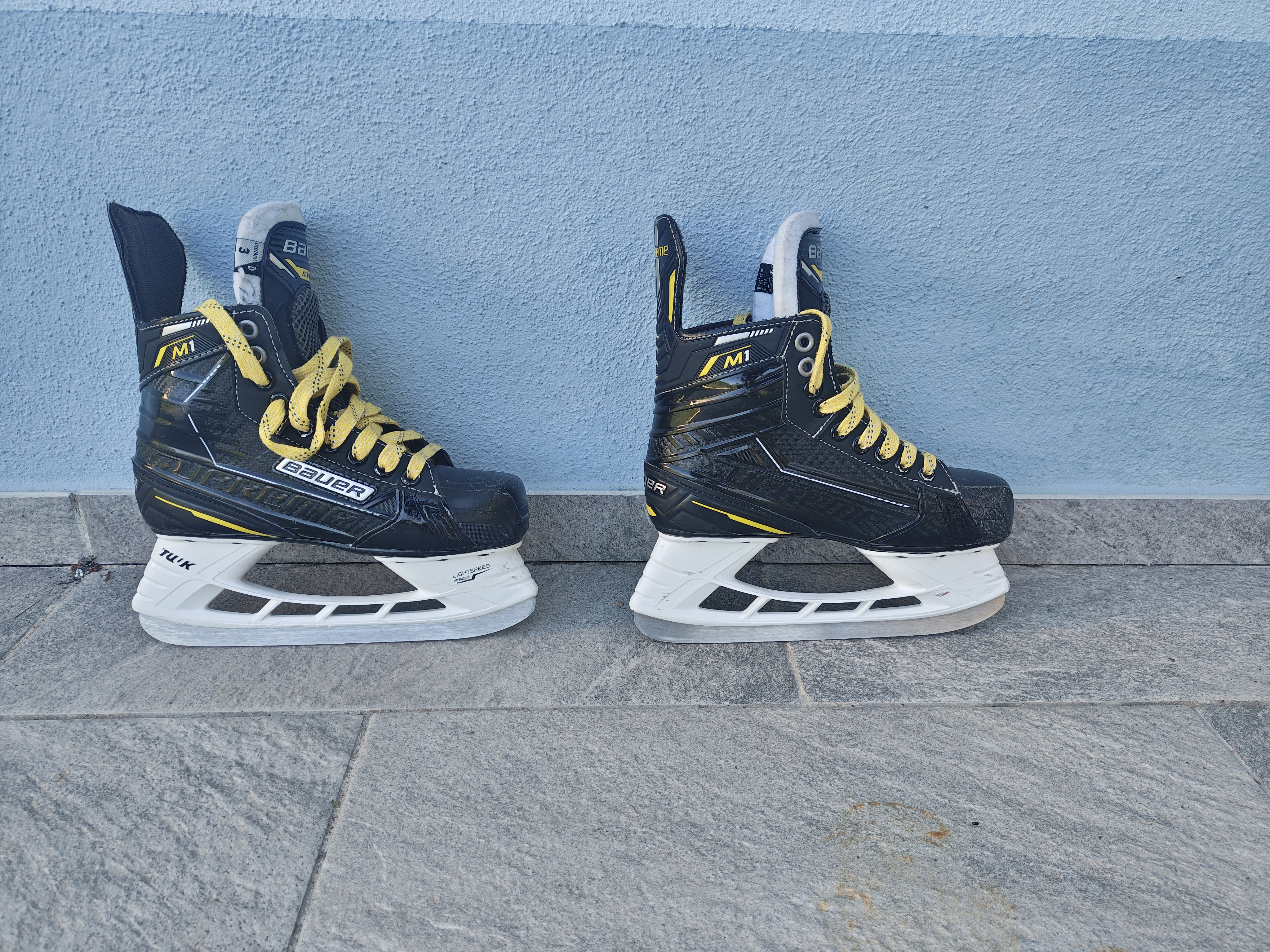 Pattini Bauer size 3