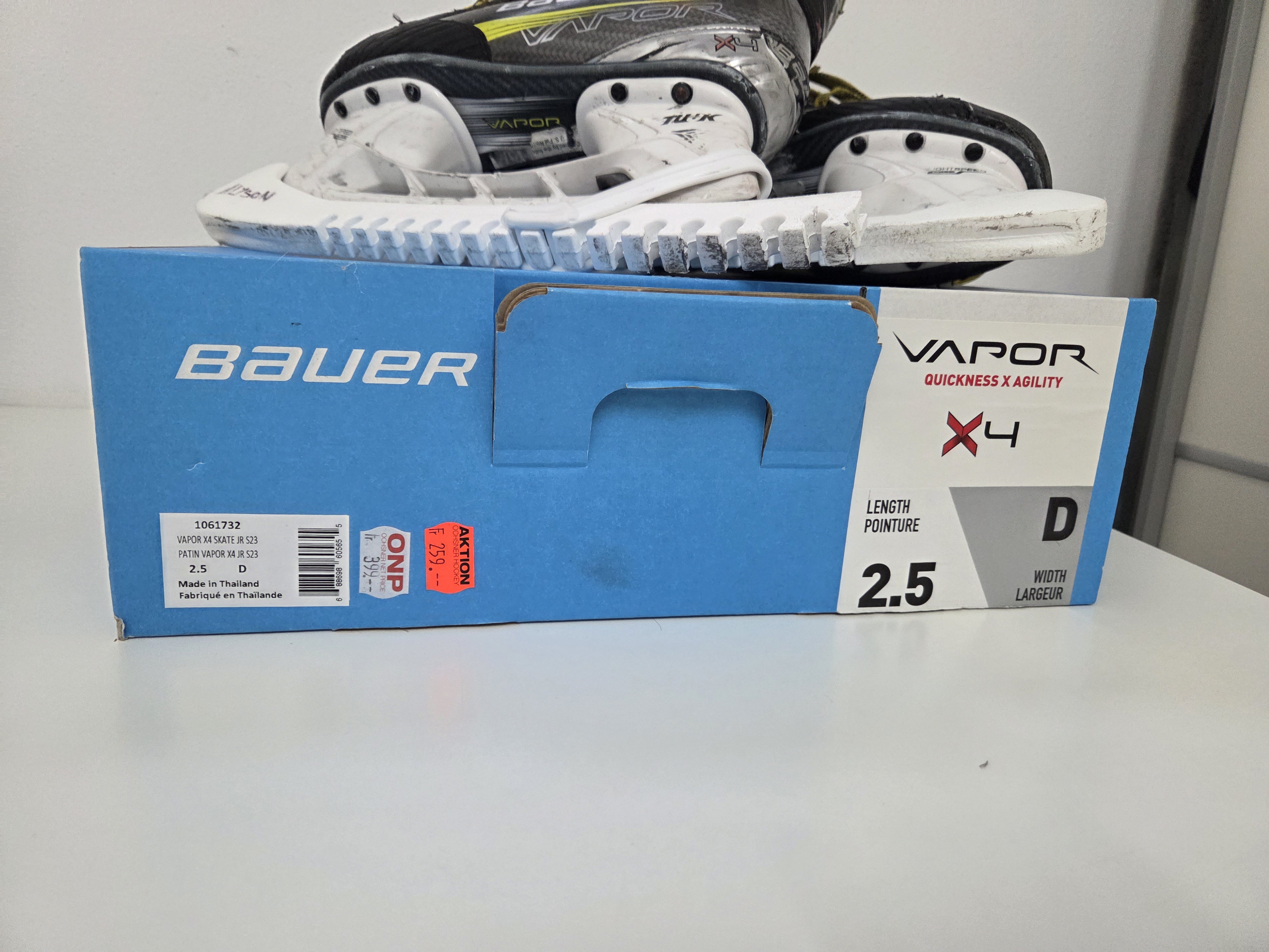 Pattini Bauer Vapor X4 Gr. 35,5 (2.5D)