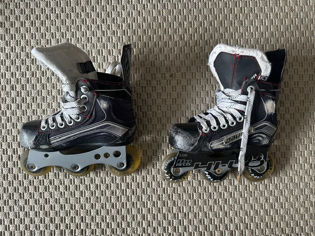 Pattini inline BAUER Vapor X300 R / Y 10 regular (cm 28) - ruote HI-LO Street