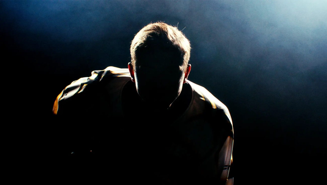 Aleksi Peltonen resta, arriva Harijs Cjunskis